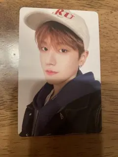 BOYNEXTDOOR リウ　トレカ　フーディー