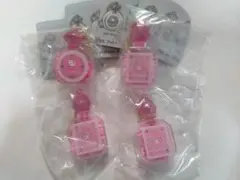 サンリオ　パフュームボトル型キラキラキーチェーン　4個セット