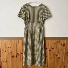 ギンガムチェック　グリーンとブラウンのチェック柄半袖ワンピース　ふんわり