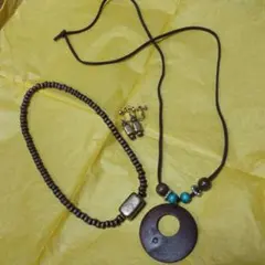 お値下 木製(ネックレス、イヤリングセット)、ペンダント ３点セット まとめ売り