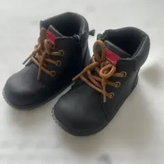 西松屋　黒いジッパー付きブーツ 15.0cm