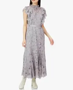 【美品】SNIDEL Sustainableカッティングレースワンピース