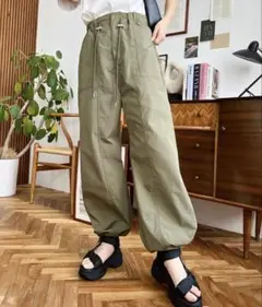 すそドロストワークパンツM