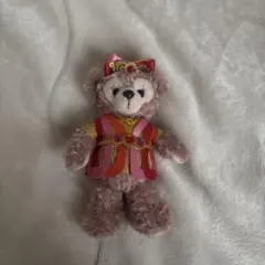 ディズニー 35周年　シェリーメイ　ぬいぐるみバッジ