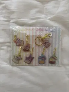 なにわ男子×サンリオキャラクターキーホルダー8個セット
