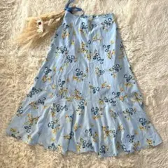 【グローブ】　水色 花柄 フレアスカート　Aライン　オシャレ　カジュアル