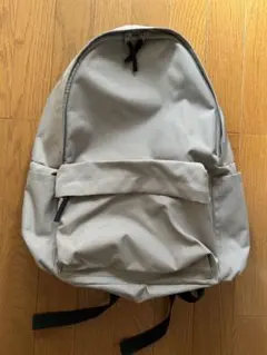 美品　無印良品　ライトベージュ シンプルバックパック　リュック