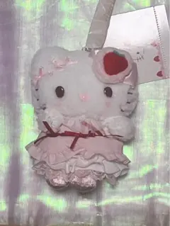 サンリオ　ハローキティ　いちごホイップケーキシリーズ　マスコットバッグチャーム