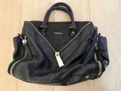 DIESEL LE-ZIPPER クロスボディー　バッグ　ブラック