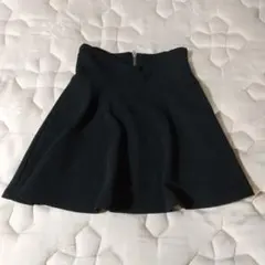 フレアーミニスカート