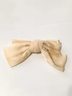 ヘアアクセサリー バレッタ リボン パールベージュ 発表会 パーティ 普段遣い◎