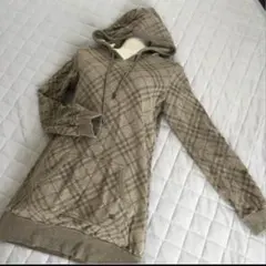 バーバリーのレディース，アンサンブル 2026年最新】BURBERRY レディース カーディガン・ボレロ・アンサンブル