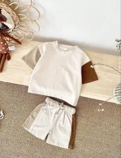 ベージュとブラウンのベビー服セット