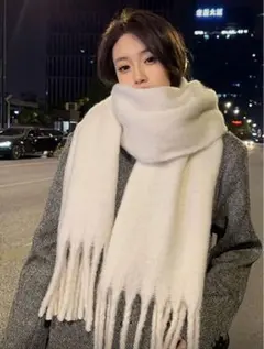 新品 ホワイト ウールマフラー ストール フリンジ付き