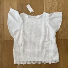 【新品未使用タグ付き】エニィスィス anysisブラウス　ホワイト