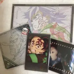 鬼滅の刃　劇場版　ダイニング　4点セット