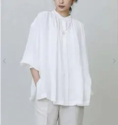 【1er Arrondissement】シャツ 白 リネン混 麻 ゆったり 比翼のサムネイル