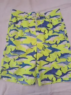 美品GAP140 キッズ サーフパンツ 蛍光イエロー サメ柄