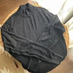 ユニクロ　ハイネックセーター　ウール100% 毛100% 訳あり　黒　ブラック