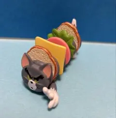 トム　フィギュア　ガチャガチャ