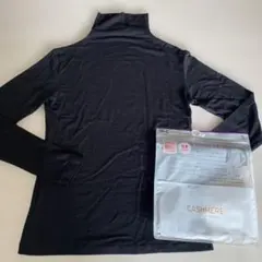 UNIQLO HEATTECH 極暖 カシミヤブレンドタートルネックT