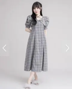 pium クロステープカットアウトロングワンピース - メルカリ