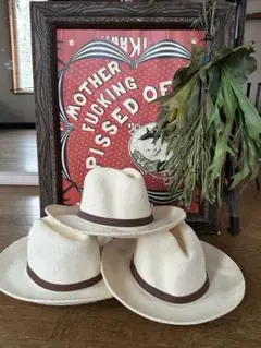 Item thumbnail for item a4c0148a-3f0a-42ba-b268-f0f3e283833e