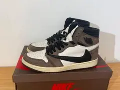 トラヴィススコット × ナイキ エアジョーダン1 レトロ ハイ