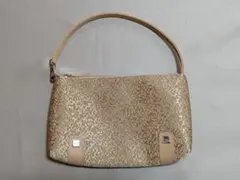 Item thumbnail for item ced23ac0-357b-4878-bed9-f9e4f8da778e