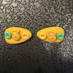 プーさん　ベビー用　子供用　ヘアクリップ　パッチン止め　スリーピン　ヘアピン