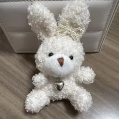 うさぎ キーホルダー パール ホワイト ぬいぐるみ