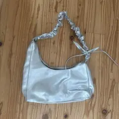 シルバー
