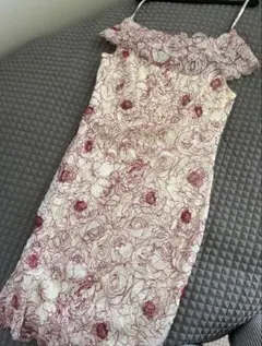Tadashi Shoji ワンピースのサムネイル