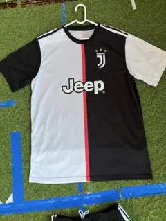 極美品　ユヴェントス　CR7　クリロナ　セリエA　サッカー　ジャージ 新シリーズSXS】クリスティアーノ・ロナウド 19-20 ユベントス