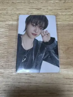 2025 &TEAM ウィジュ　8000円トレカ