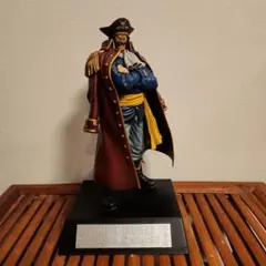 ワンピース　一番くじ　ゴールド・ロジャー フィギュア