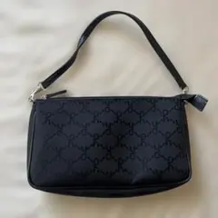 Item thumbnail for item 4f877dc2-2cec-4de1-b779-b24da0e67bd8