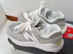 new balance M5740 CA グレー 23cm