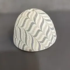 波模様のドーム型一輪挿し