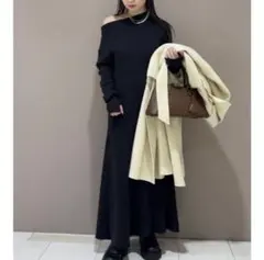 Mila Owenミラオーウェン　オフショルダー ロングリブニットワンピース