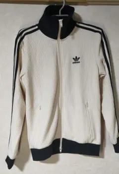 新品未使用 adidas ワッフルトラックジャケットのサムネイル