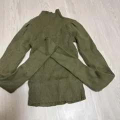 オリーブグリーン リブ編み ハイネックニット