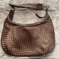 革ショルダーバック