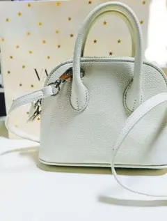 未使用 AULENTTI シュリンクレザー2WAYハンドルミニショルダーホワイト 