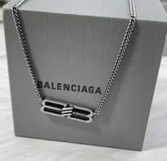 BALENCIAGA ロゴプレート ネックレスのサムネイル