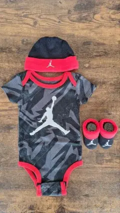 Jordan ベビー服ロンパース3点セット 6M