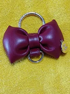 6日迄メゾンドフルールMaisondeFLEURボルドー　リボンチャーム赤レッドのサムネイル