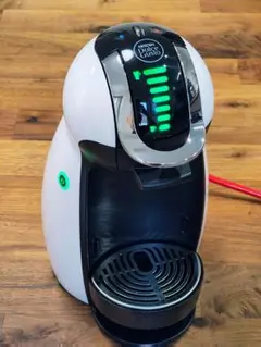 NESCAFE Dolce Gusto ジェニオ プレミアム MD9747 本体 - メルカリ
