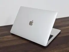 充電189 MacBook Pro 2022 13インチ M2 256G C4