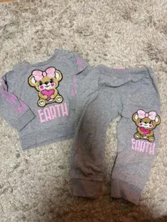 EARTH クマ刺繍 トレーナー・パンツセット　90cm